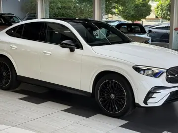MERCEDES-BENZ GLC 220 d 4M Coupe AMG Pano 360 Burm Distr.