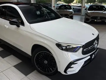 MERCEDES-BENZ GLC 220 d 4M Coupe AMG Pano 360 Burm Distr.