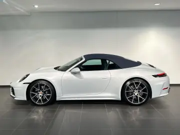 PORSCHE 992 911 Carrera Cabrio Sportabgas BOSE