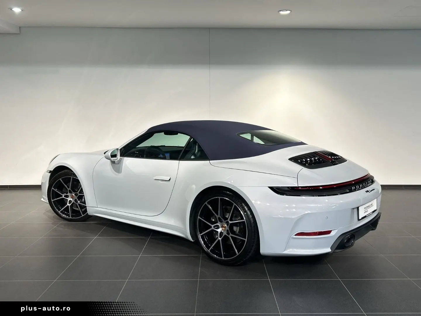 PORSCHE 992 911 Carrera Cabrio Sportabgas BOSE