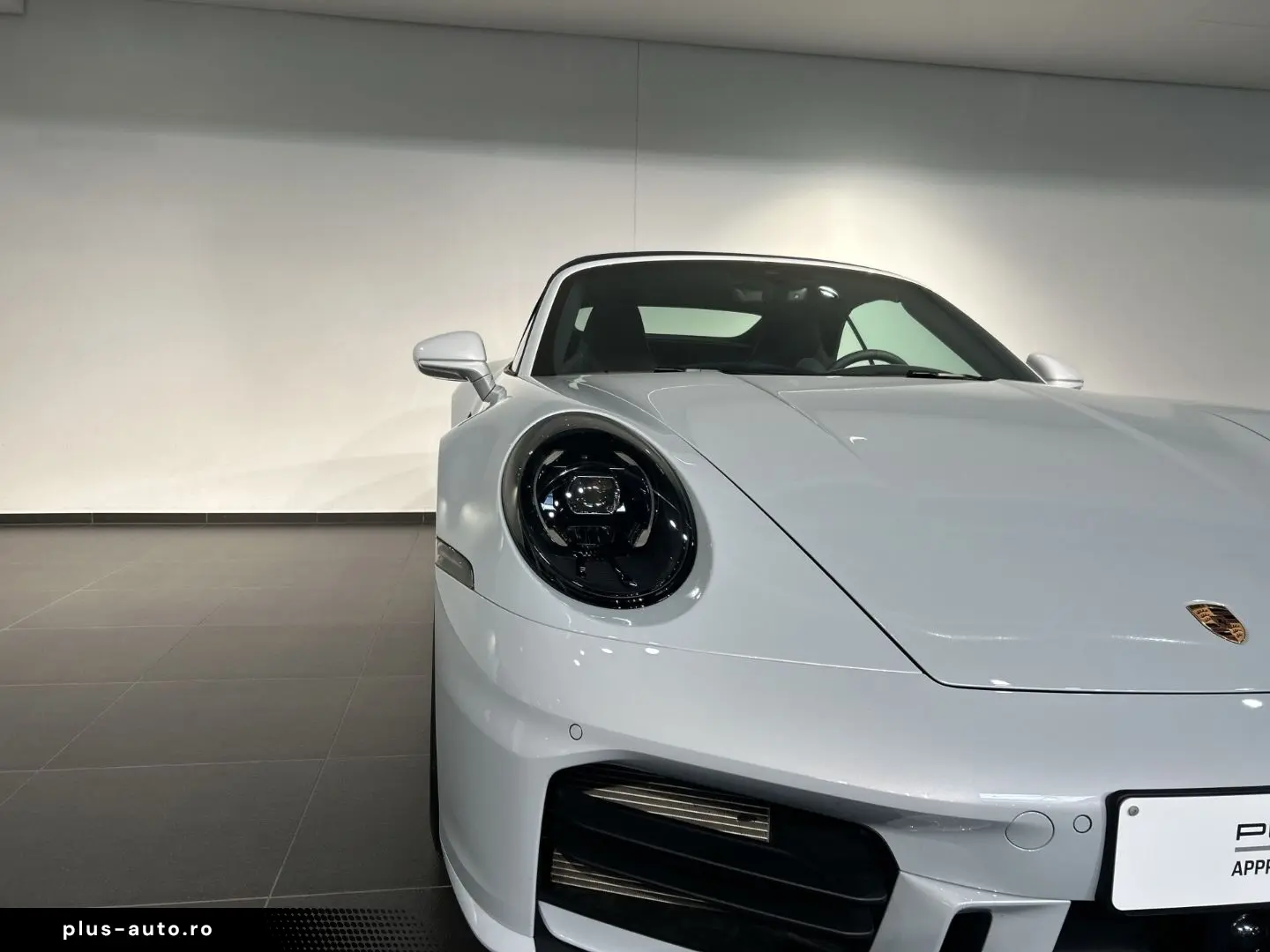 PORSCHE 992 911 Carrera Cabrio Sportabgas BOSE