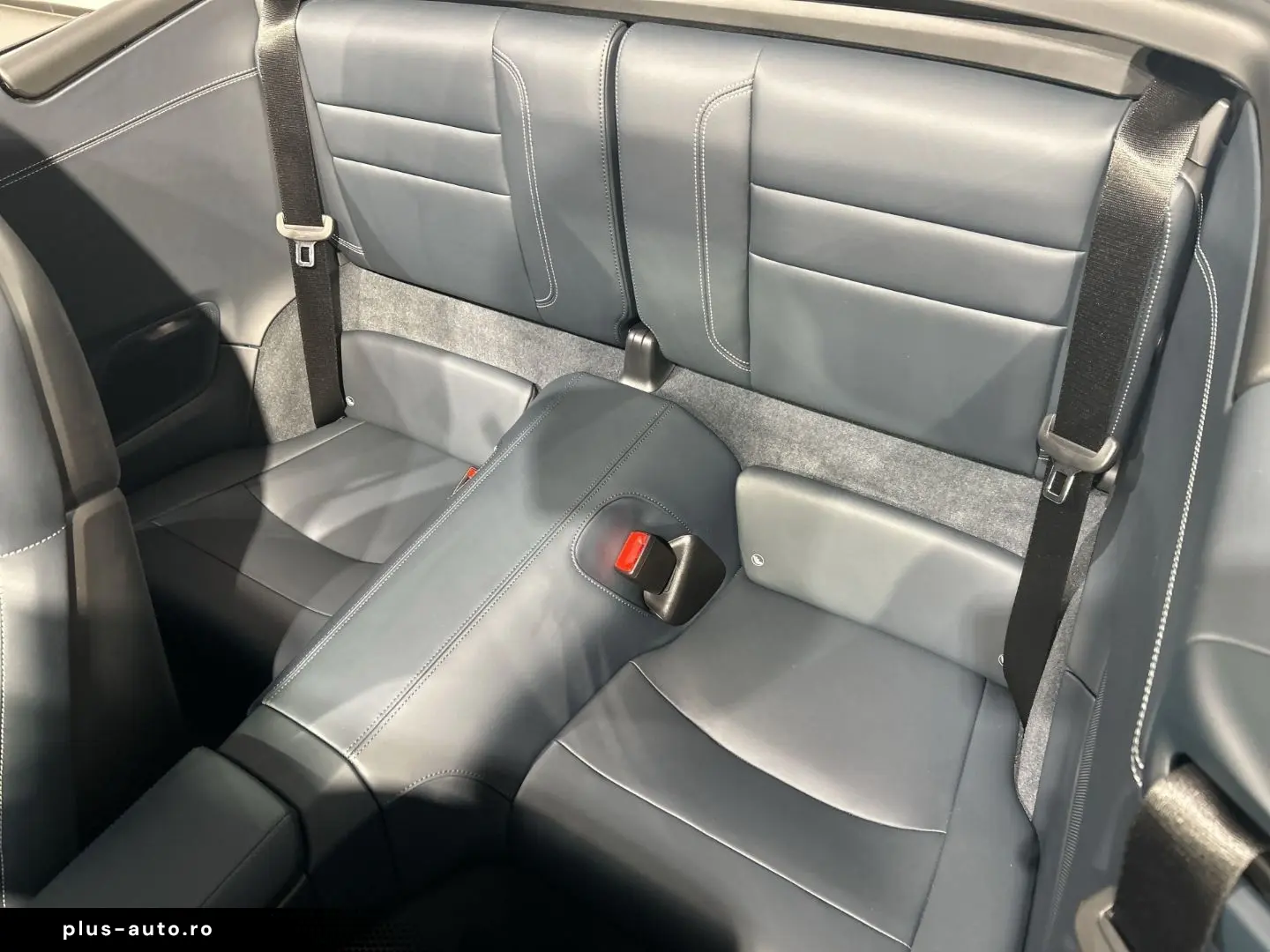 PORSCHE 992 911 Carrera Cabrio Sportabgas BOSE