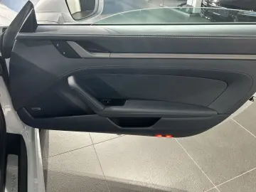 PORSCHE 992 911 Carrera Cabrio Sportabgas BOSE