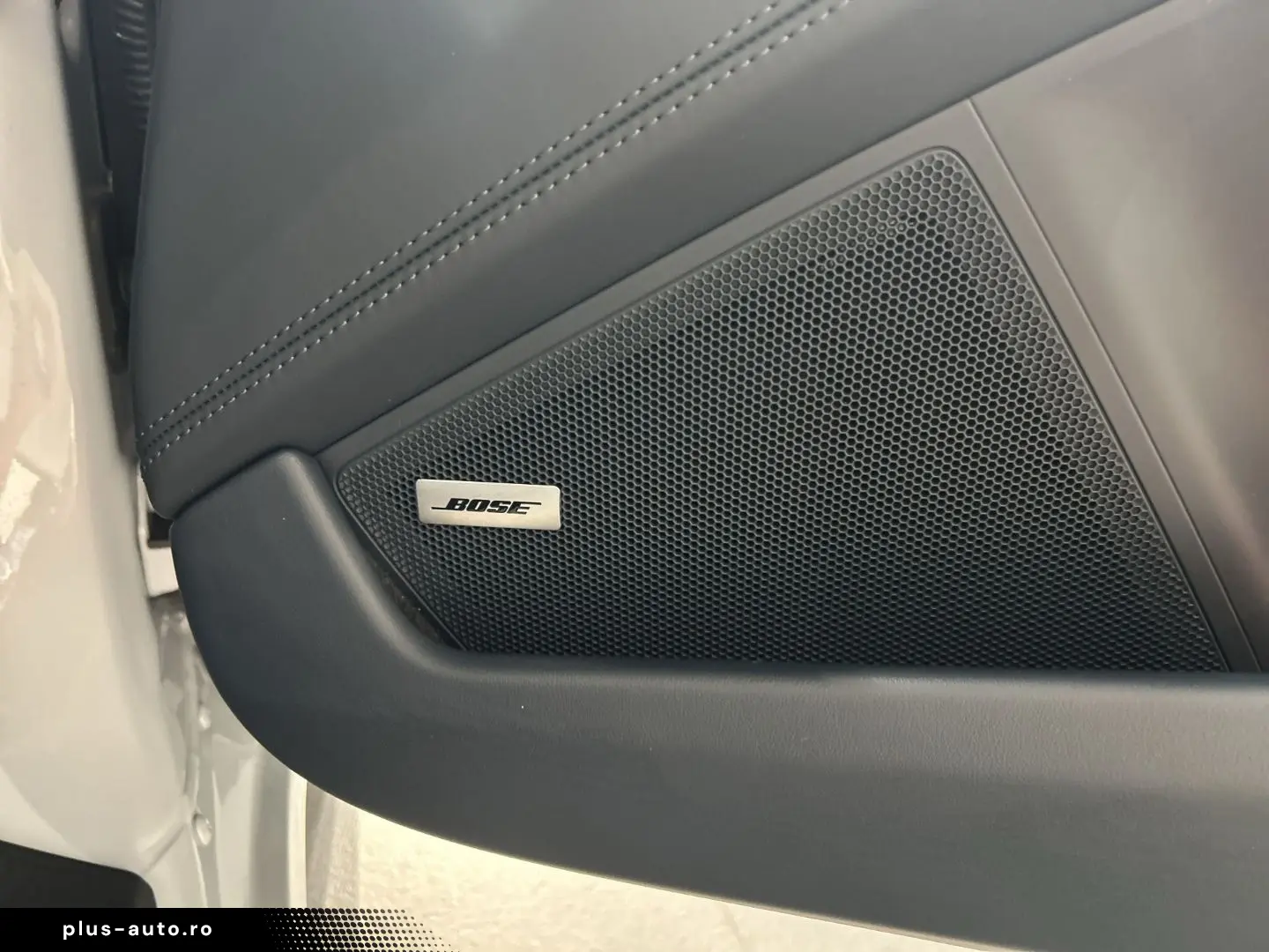 PORSCHE 992 911 Carrera Cabrio Sportabgas BOSE