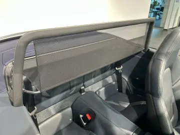 PORSCHE 992 911 Carrera Cabrio Sportabgas BOSE