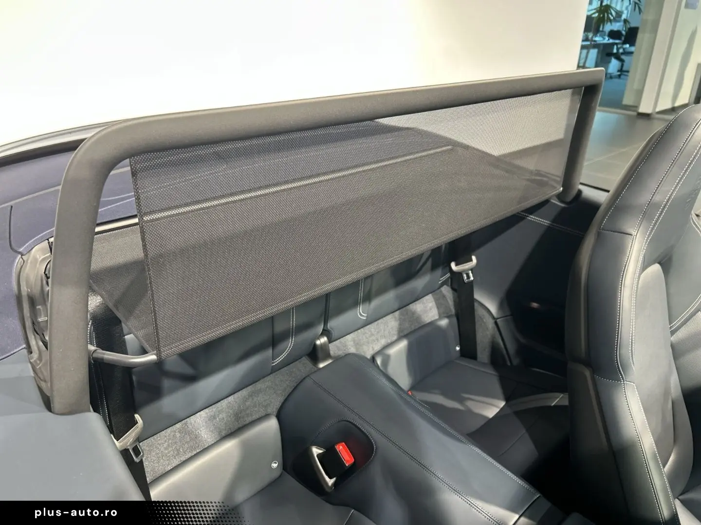 PORSCHE 992 911 Carrera Cabrio Sportabgas BOSE