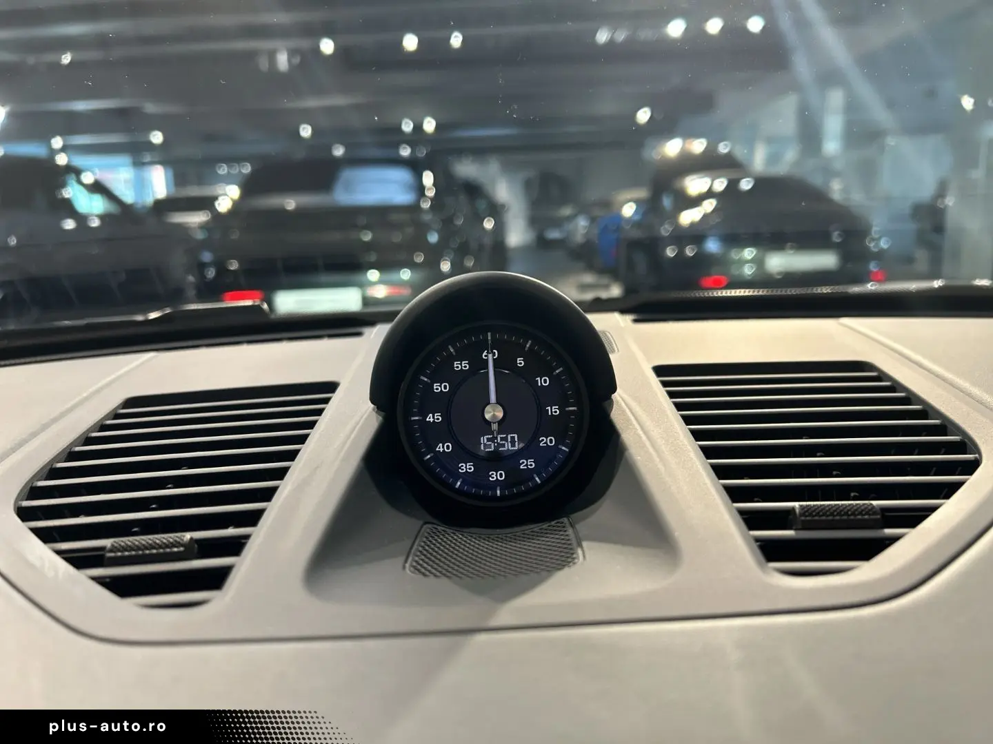 PORSCHE 992 911 Carrera Cabrio Sportabgas BOSE