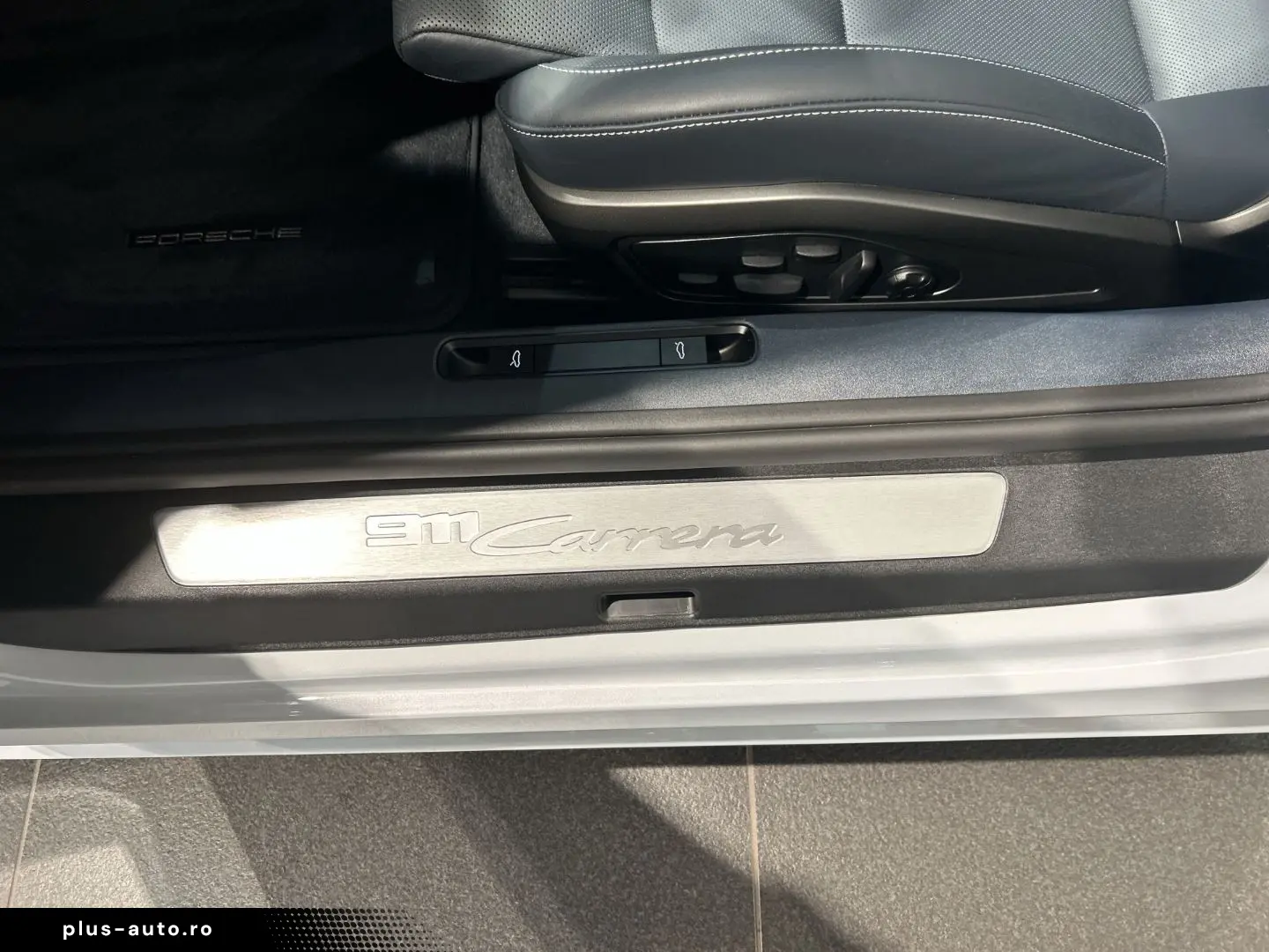 PORSCHE 992 911 Carrera Cabrio Sportabgas BOSE