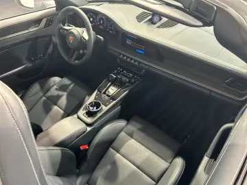 PORSCHE 992 911 Carrera Cabrio Sportabgas BOSE