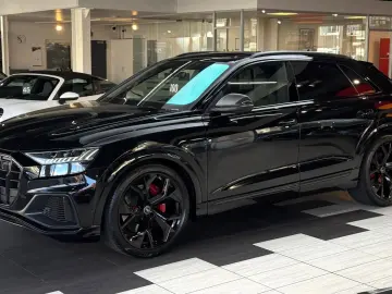 AUDI SQ8 4.0 TFSI Q competition plus Pano HuD B&O 23