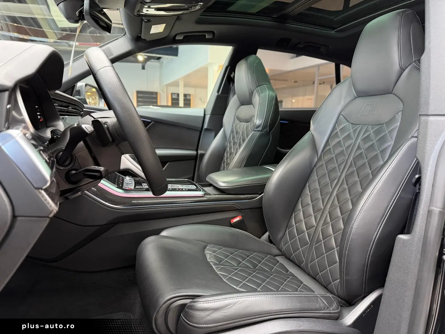 AUDI SQ8 4.0 TFSI Q competition plus Pano HuD B&O 23