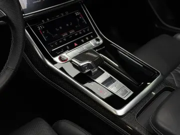 AUDI SQ8 4.0 TFSI Q competition plus Pano HuD B&O 23