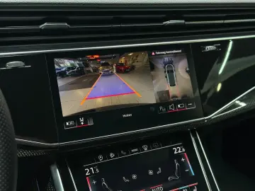 AUDI SQ8 4.0 TFSI Q competition plus Pano HuD B&O 23