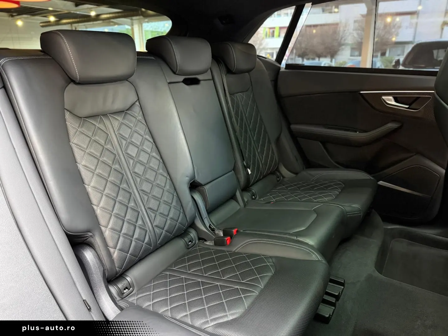 AUDI SQ8 4.0 TFSI Q competition plus Pano HuD B&O 23