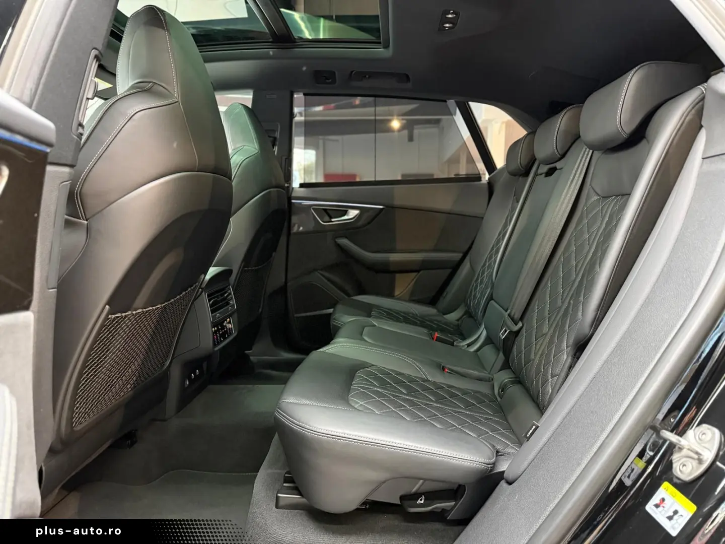 AUDI SQ8 4.0 TFSI Q competition plus Pano HuD B&O 23