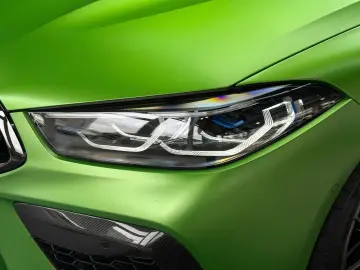BMW M8 Competition M Carbon B&W Driver´s TV NP206