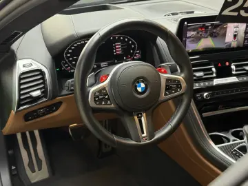 BMW M8 Competition M Carbon B&W Driver´s TV NP206