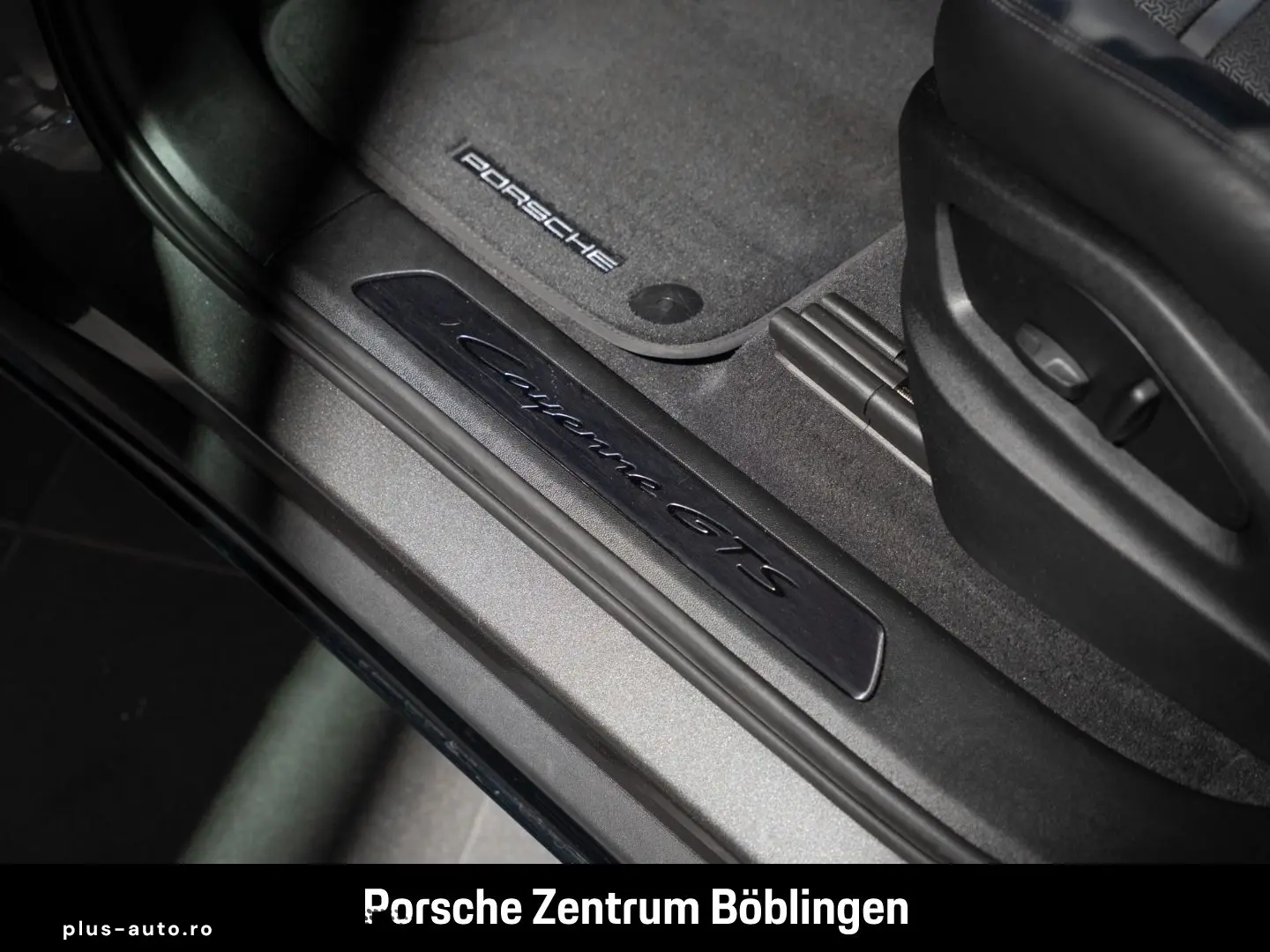 PORSCHE Cayenne GTS Sportabgas LED-Matrix