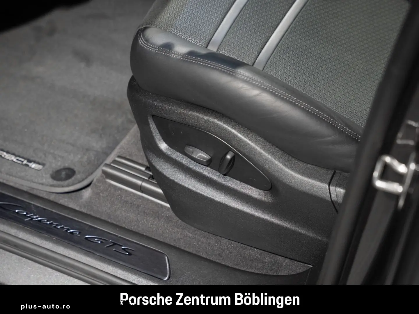 PORSCHE Cayenne GTS Sportabgas LED-Matrix