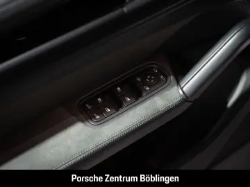 PORSCHE Cayenne GTS Sportabgas LED-Matrix