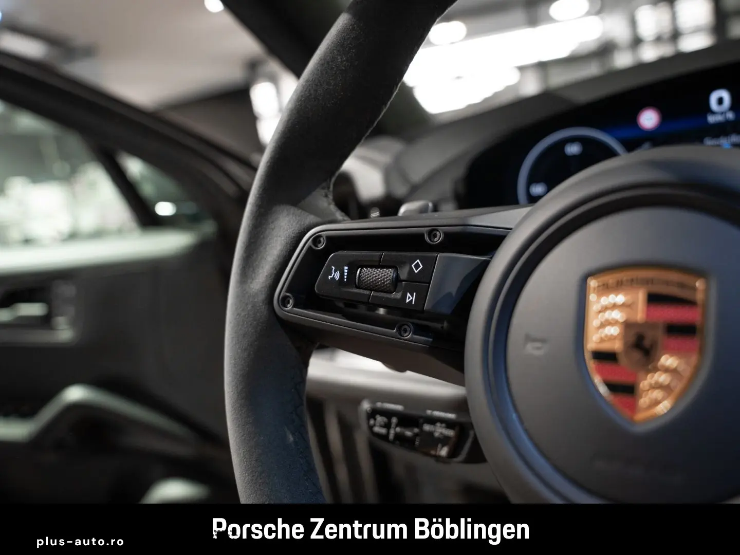 PORSCHE Cayenne GTS Sportabgas LED-Matrix