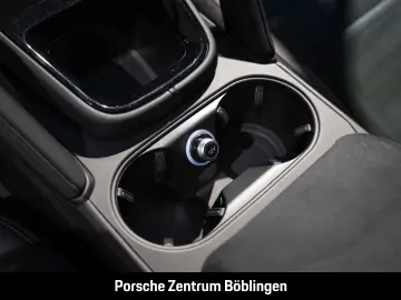 PORSCHE Cayenne GTS Sportabgas LED-Matrix