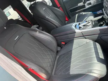MERCEDES-BENZ G 63 AMG Manufaktur