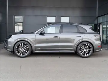 PORSCHE Cayenne Turbo E-Hybrid Burmester PDCC Massage