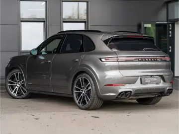 PORSCHE Cayenne Turbo E-Hybrid Burmester PDCC Massage