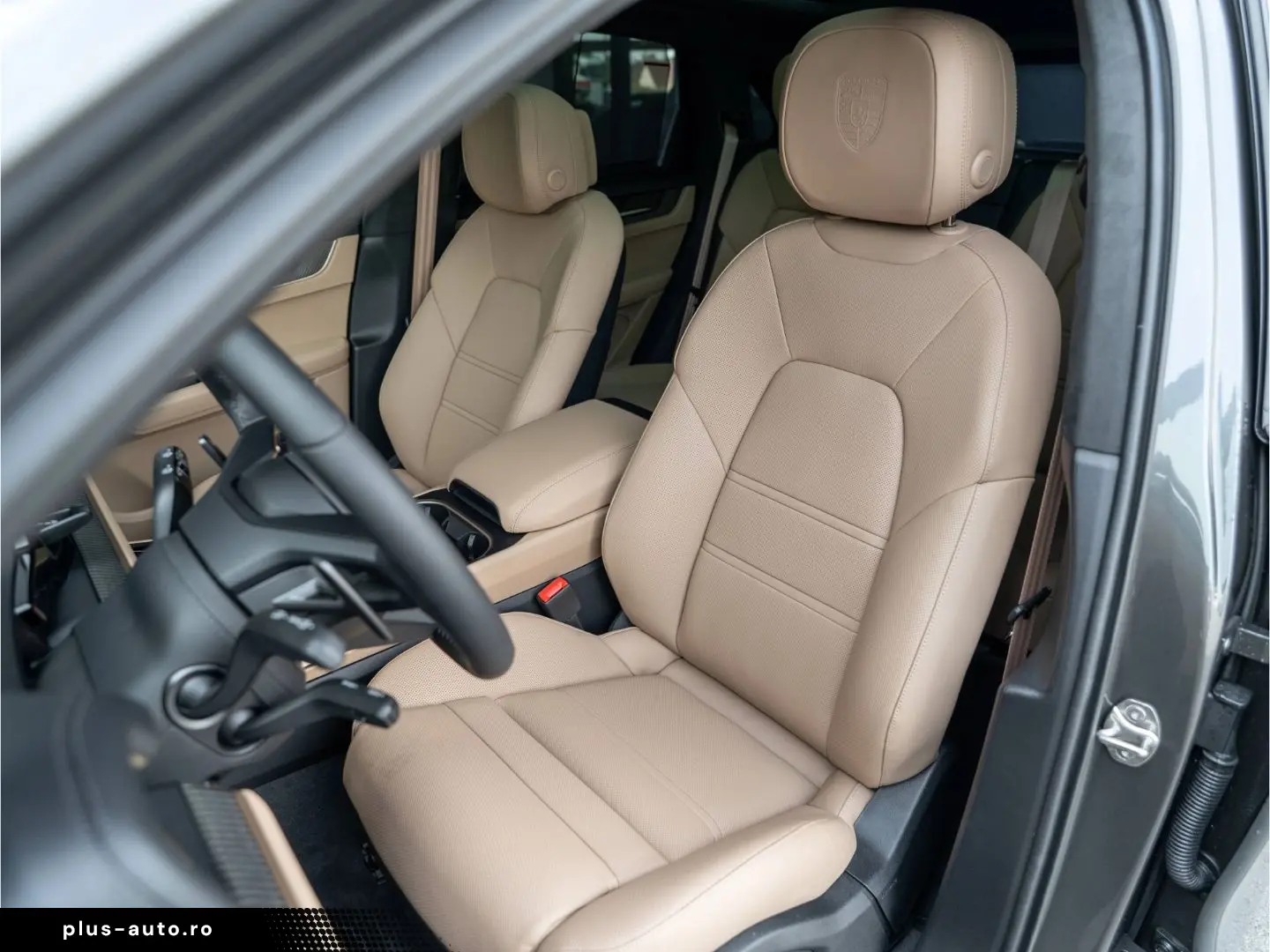 PORSCHE Cayenne Turbo E-Hybrid Burmester PDCC Massage