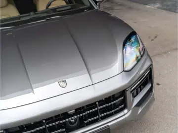 PORSCHE Cayenne Turbo E-Hybrid Burmester PDCC Massage