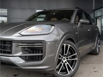PORSCHE Cayenne Turbo E-Hybrid Burmester PDCC Massage