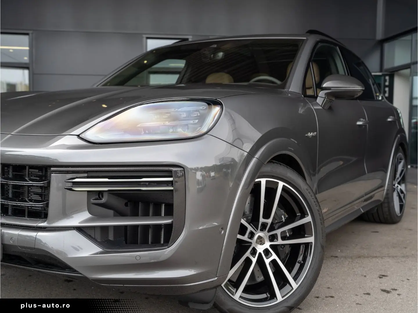 PORSCHE Cayenne Turbo E-Hybrid Burmester PDCC Massage
