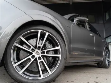 PORSCHE Cayenne Turbo E-Hybrid Burmester PDCC Massage