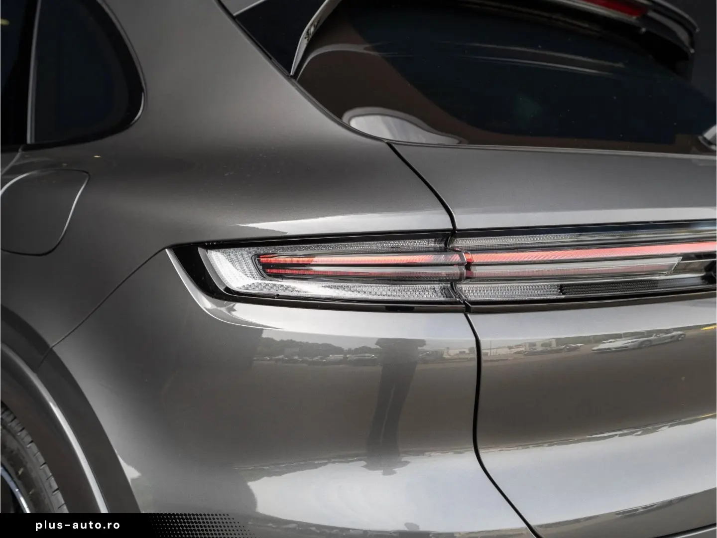 PORSCHE Cayenne Turbo E-Hybrid Burmester PDCC Massage