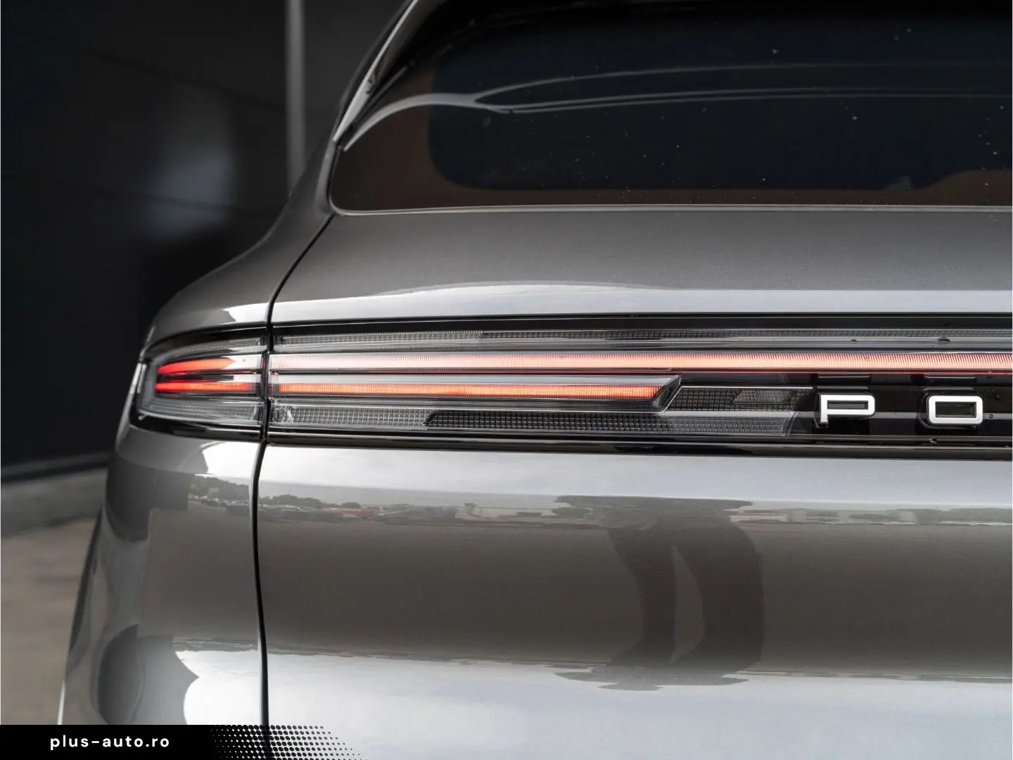PORSCHE Cayenne Turbo E-Hybrid Burmester PDCC Massage