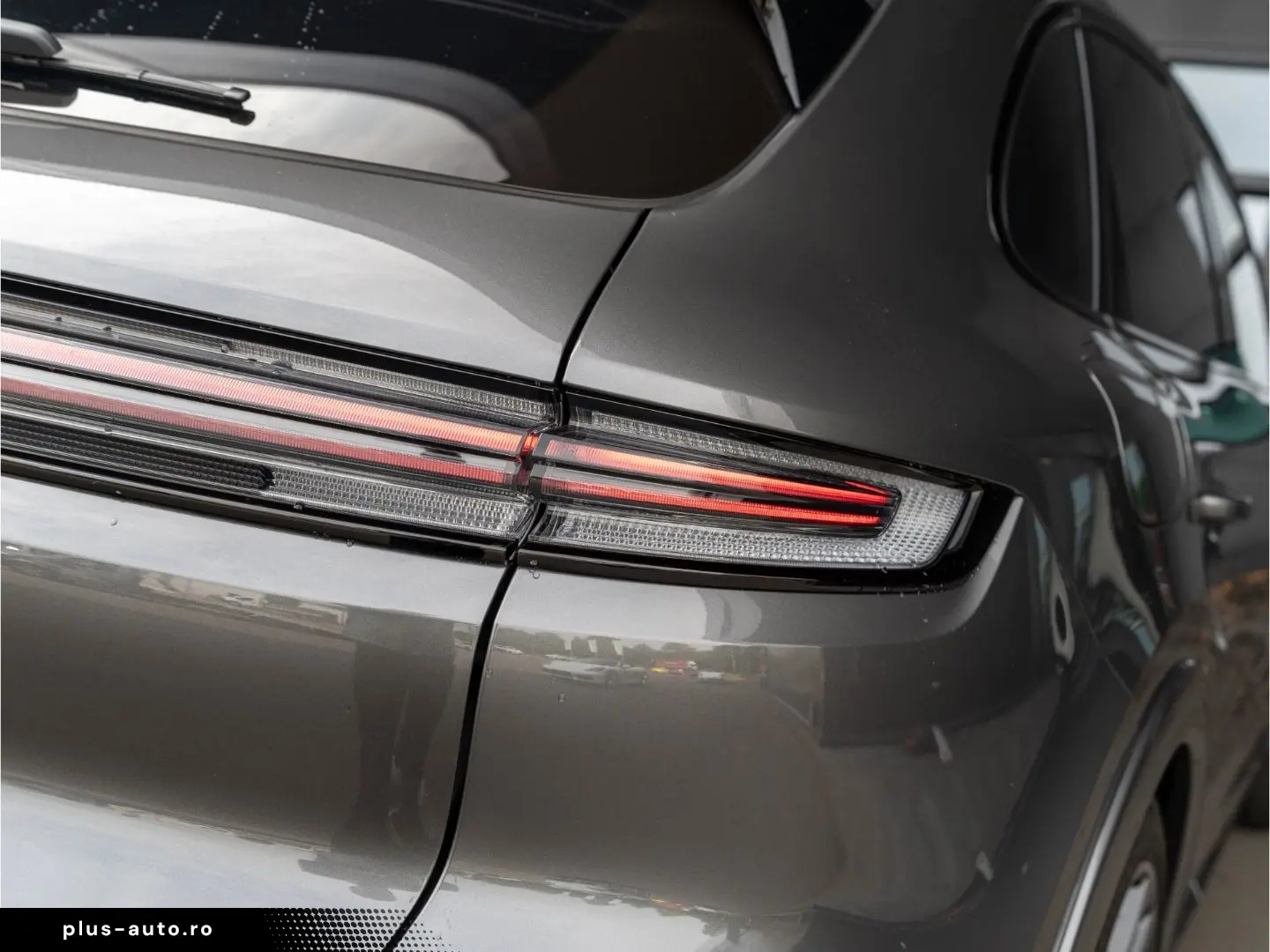 PORSCHE Cayenne Turbo E-Hybrid Burmester PDCC Massage