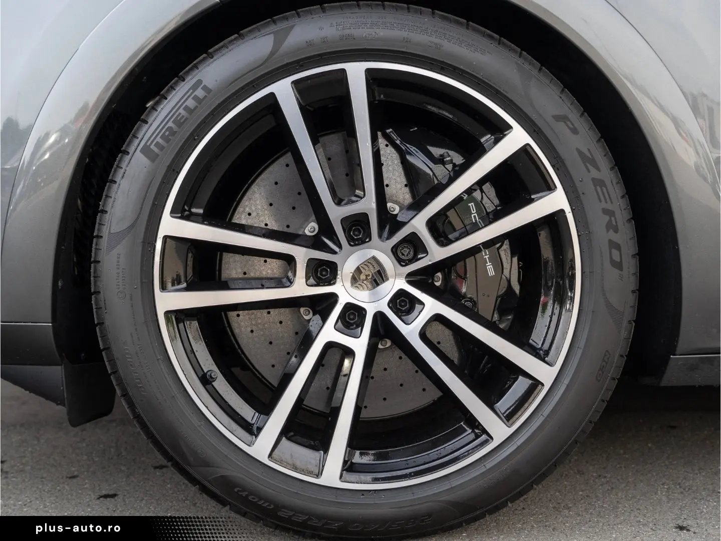 PORSCHE Cayenne Turbo E-Hybrid Burmester PDCC Massage