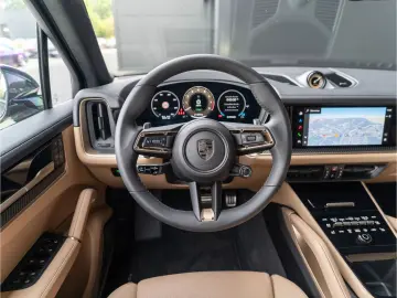 PORSCHE Cayenne Turbo E-Hybrid Burmester PDCC Massage