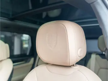 PORSCHE Cayenne Turbo E-Hybrid Burmester PDCC Massage