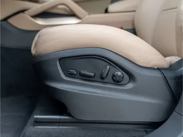 PORSCHE Cayenne Turbo E-Hybrid Burmester PDCC Massage