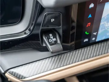 PORSCHE Cayenne Turbo E-Hybrid Burmester PDCC Massage