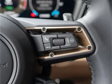 PORSCHE Cayenne Turbo E-Hybrid Burmester PDCC Massage