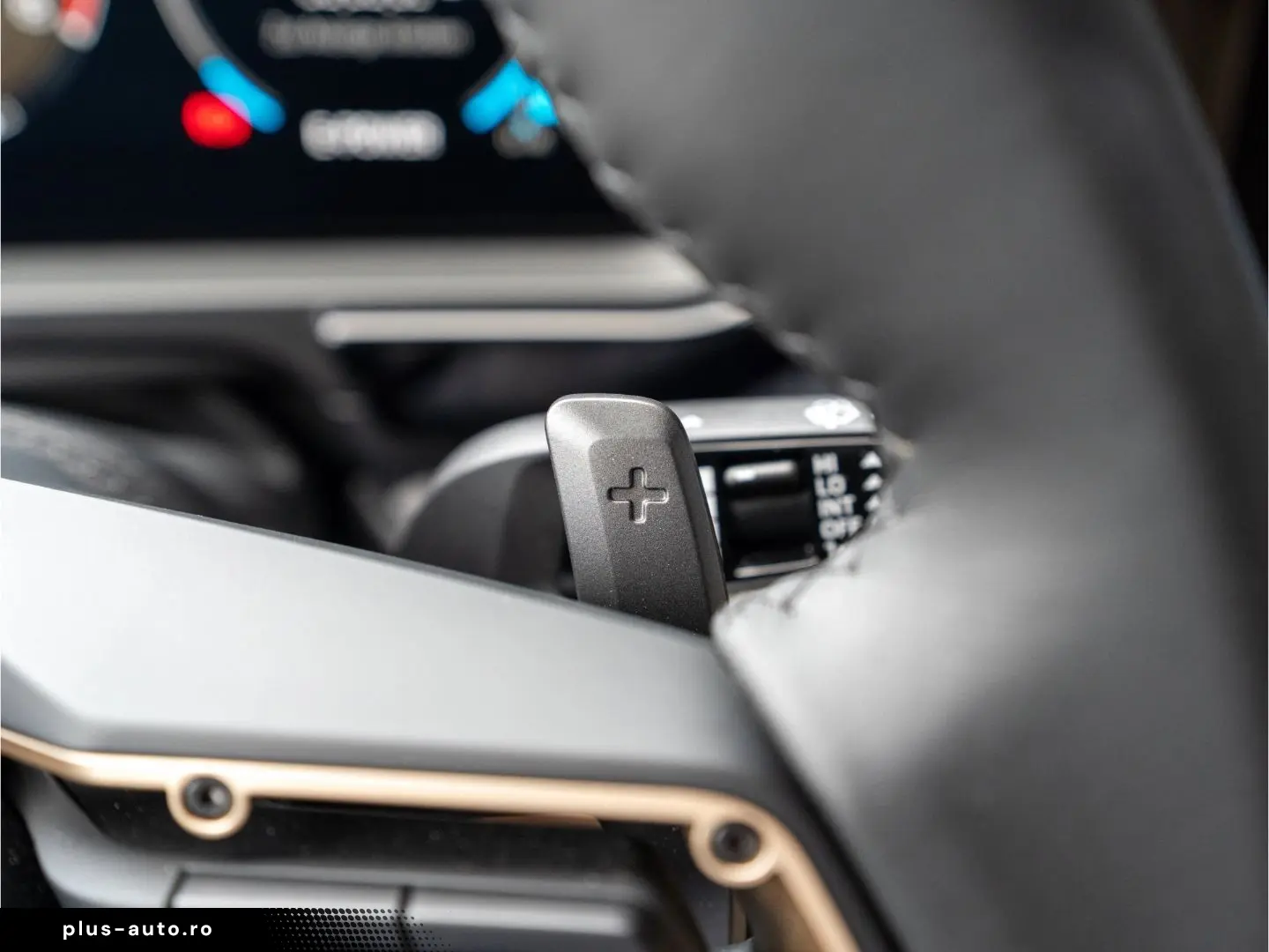 PORSCHE Cayenne Turbo E-Hybrid Burmester PDCC Massage