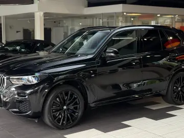 BMW X5 xDrive 30 d M Sport Pano HuD StHzg Massage