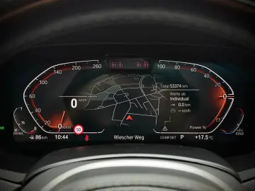 BMW X5 xDrive 30 d M Sport Pano HuD StHzg Massage