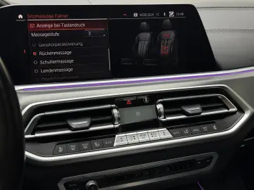 BMW X5 xDrive 30 d M Sport Pano HuD StHzg Massage