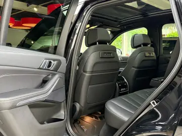 BMW X5 xDrive 30 d M Sport Pano HuD StHzg Massage