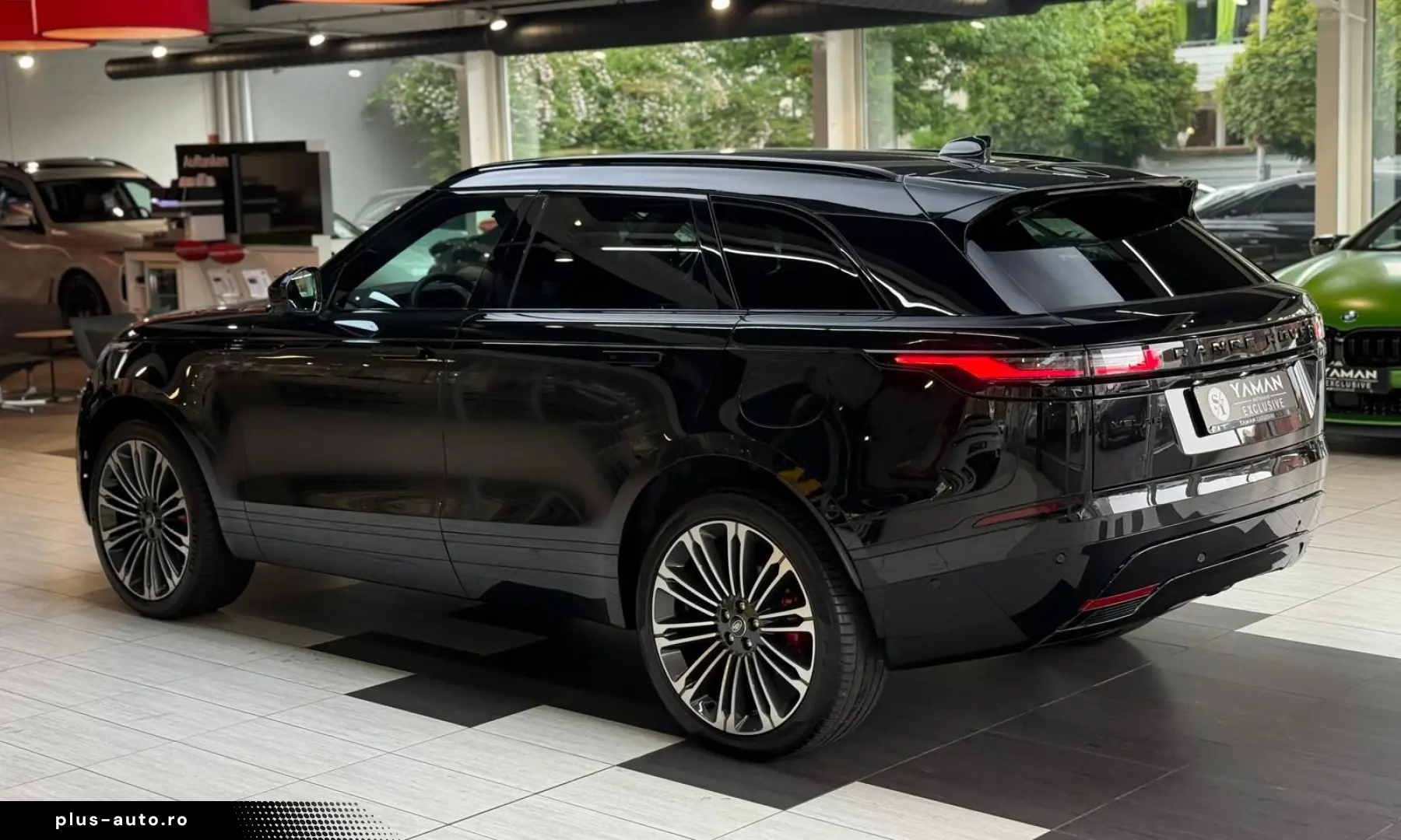 LAND ROVER Range Rover Velar Hybrid Dynamic SE Head-up AHK