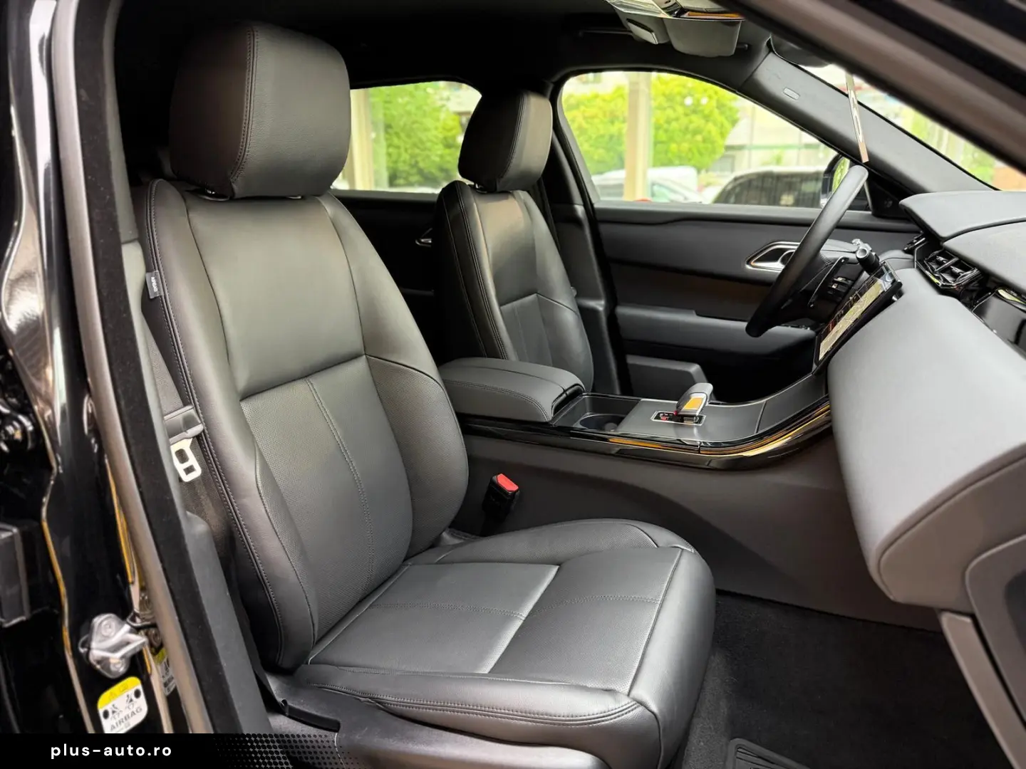 LAND ROVER Range Rover Velar Hybrid Dynamic SE Head-up AHK